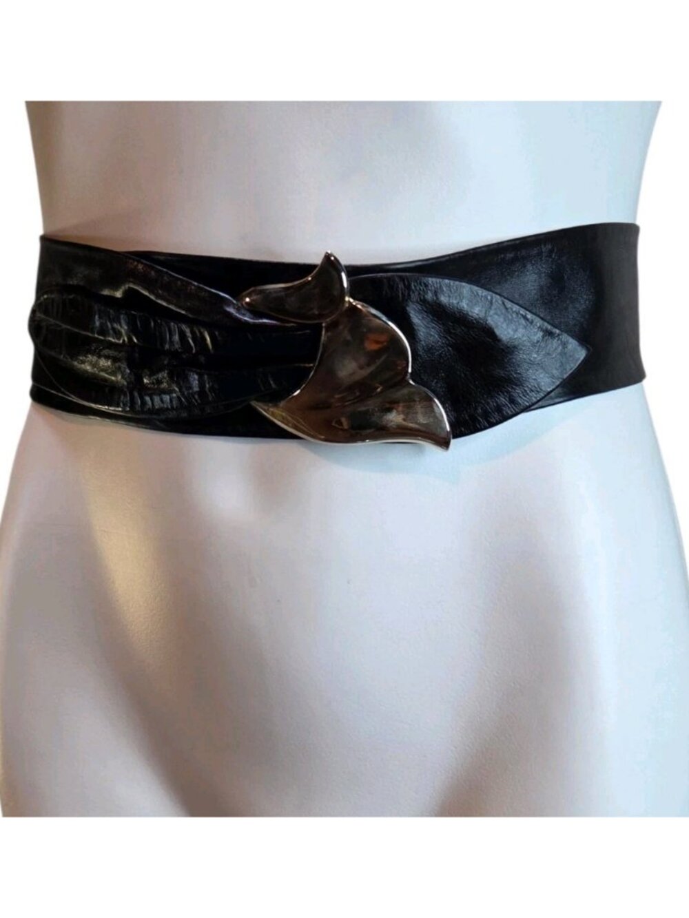 Leather Shop Belt Black With Decorative Buckle Size Medium